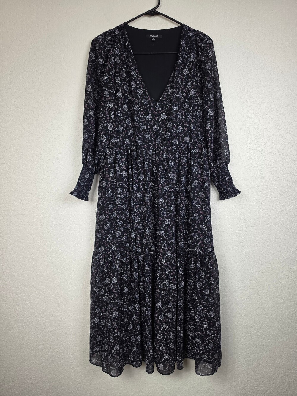 Madewell Black Floral V-Neck Midi Dress XS